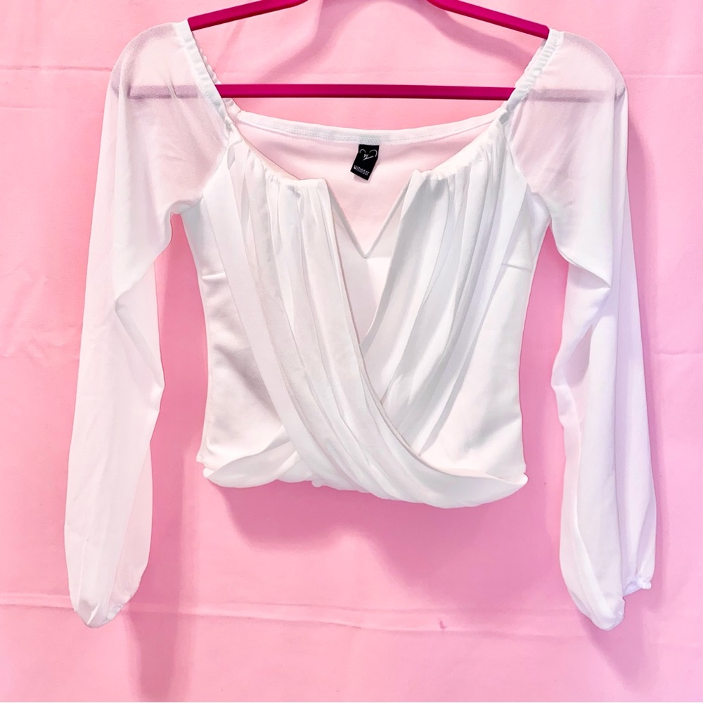 Windsor Goddess Top White Draped V cut front XS Extra Small Flowy Long Sleeve